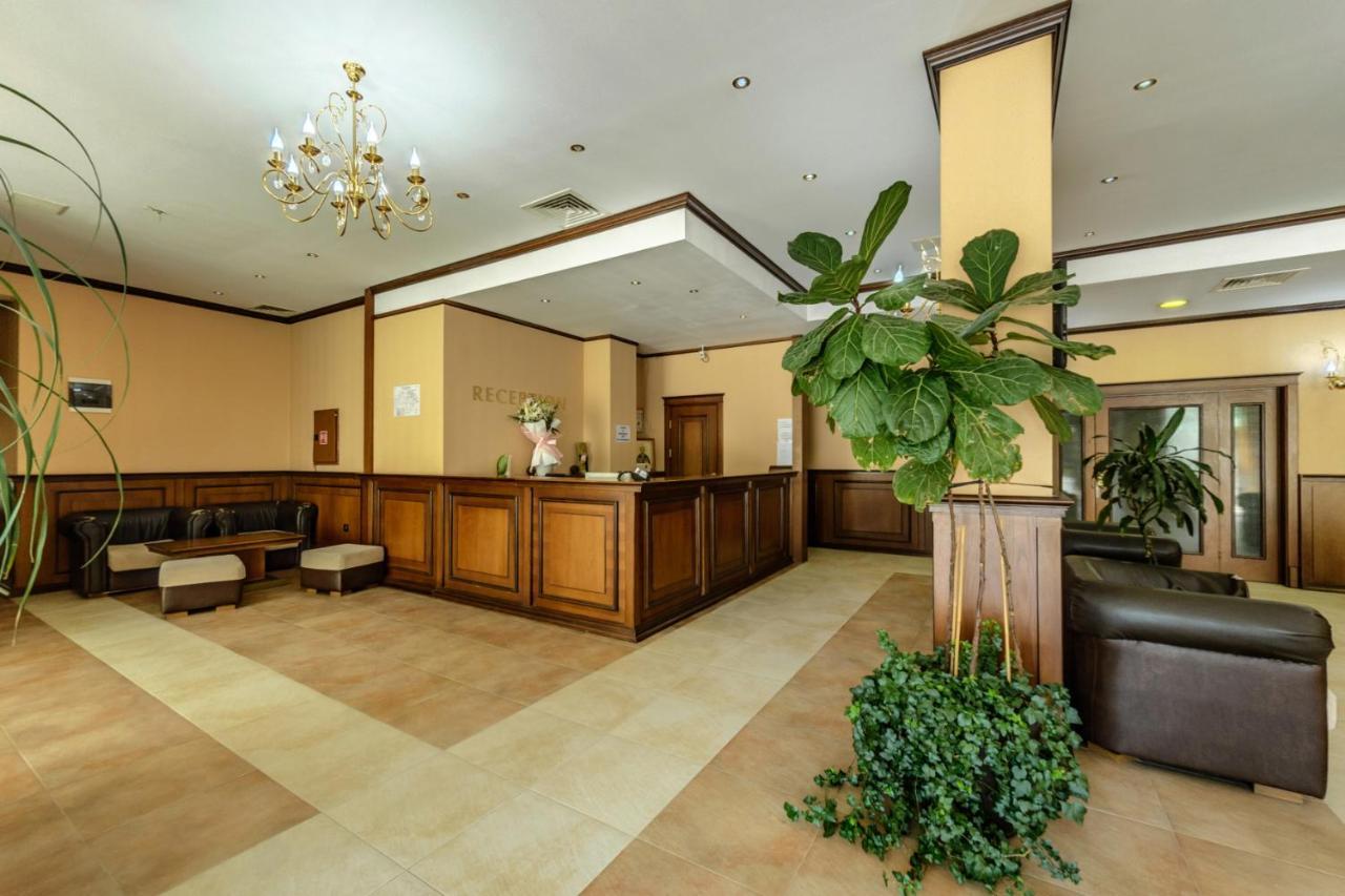 Хотел Магнолия, Hotel Magnoliya بانيشيست المظهر الخارجي الصورة